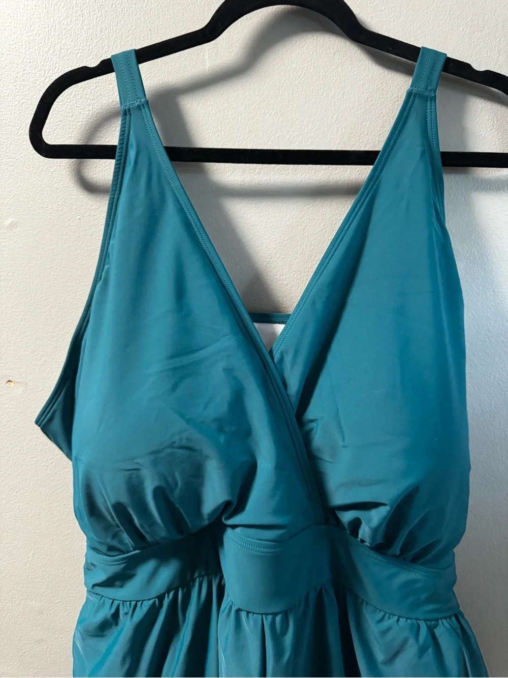 BloomChic Size 28 Teal Swim romper with pockets and belt
